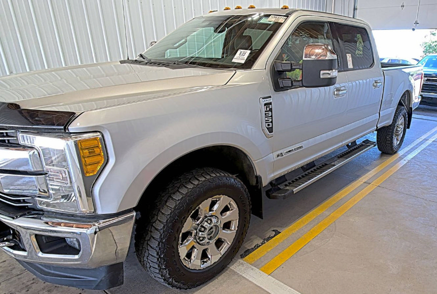 Used 2017 Ford F350 Lariat w/ Chrome Package AWD/4WD image 1