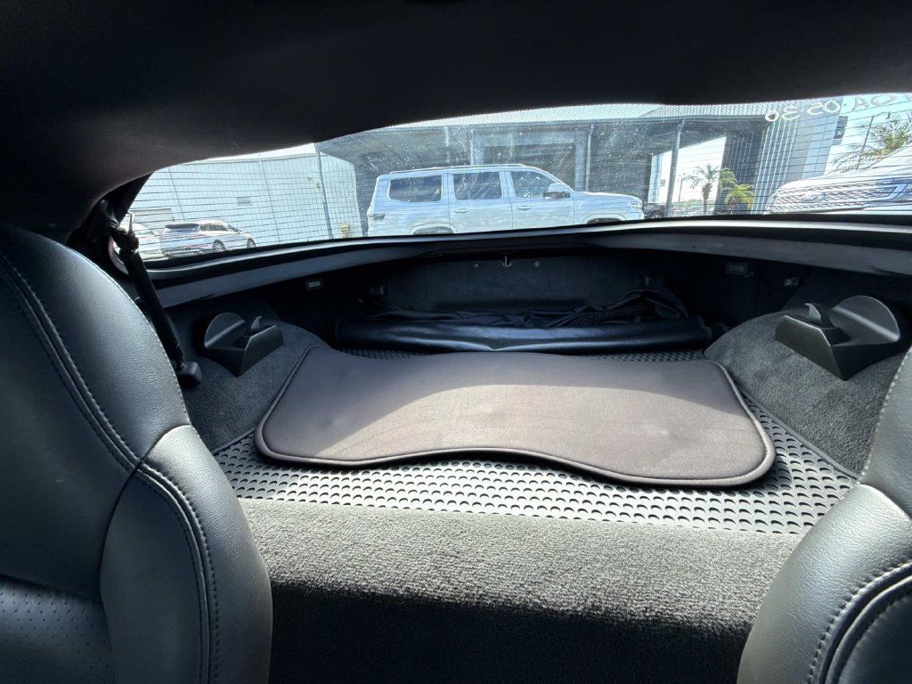 Used 2005 Chevrolet Corvette Coupe w/ Preferred Equipment Group RWD image 26