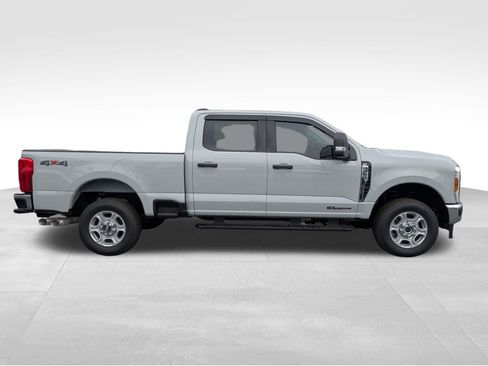 New 2026 Ford F250 XLT AWD/4WD image 4
