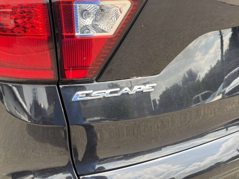 Used 2019 Ford Escape SEL FWD image 14
