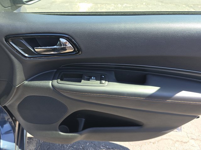 Used 2021 Dodge Durango R/T w/ Technology Group AWD/4WD image 38