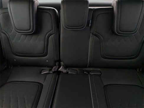 New 2026 INFINITI QX80 Autograph w/ Premium Cargo Package image 28