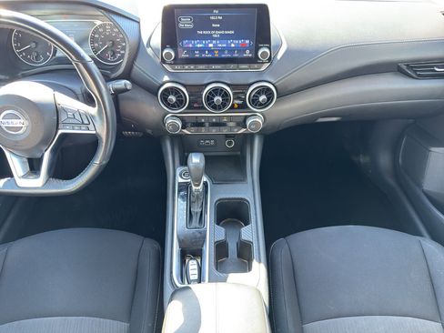 Used 2023 Nissan Sentra SV FWD image 10