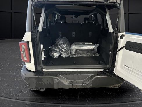 New 2025 Ford Bronco Outer Banks w/ Sasquatch Package image 14