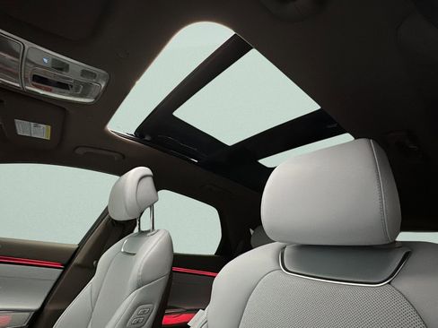 New 2026 Genesis GV70 2.5T Advanced image 12