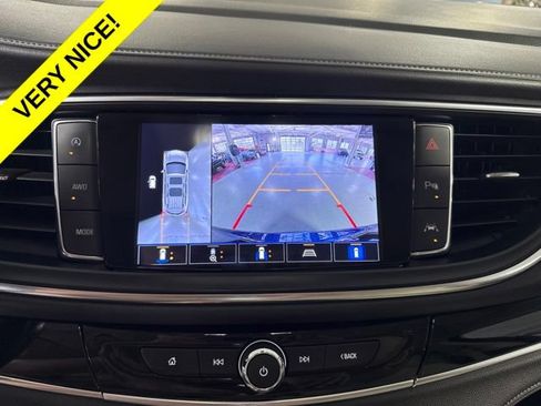 Used 2022 Buick Enclave Avenir w/ Avenir Technology Package AWD/4WD image 18