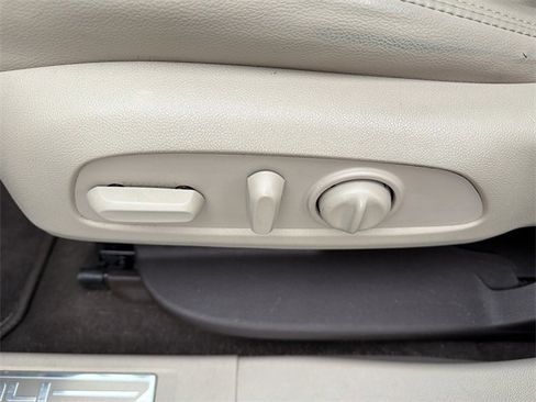 Used 2019 GMC Acadia Denali image 15