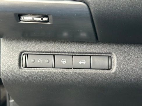 Certified 2023 Nissan Pathfinder SL w/ SL Premium Package image 22