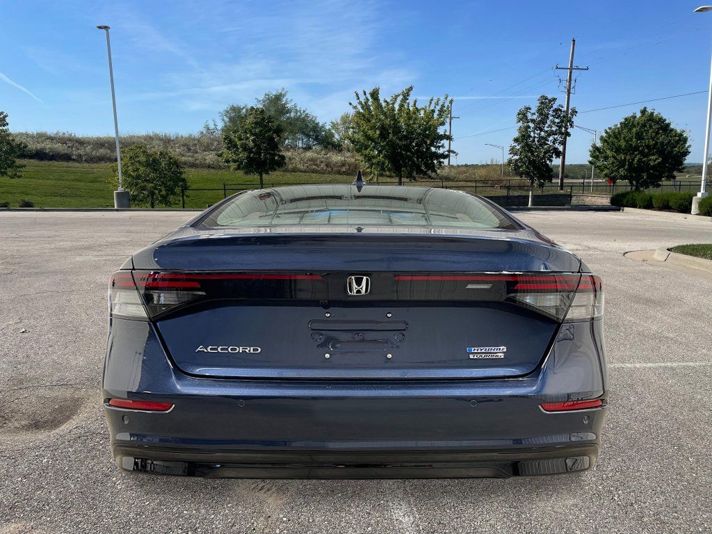 New 2026 Honda Accord Touring image 5