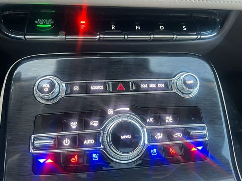 Used 2023 Lincoln Nautilus Reserve w/ Equipment Group 201A image 34