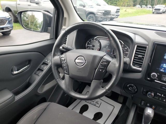 Used 2024 Nissan Frontier SV w/ SV Convenience Package AWD/4WD image 17