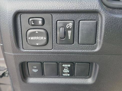 Used 2019 Toyota 4Runner TRD Off-Road AWD/4WD image 13