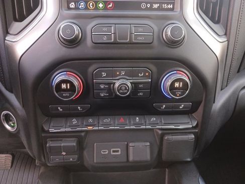 Used 2021 Chevrolet Silverado 1500 LT Trail Boss image 23