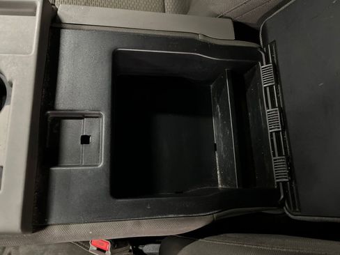 Used 2016 Ford F150 XLT w/ Trailer Tow Package image 28