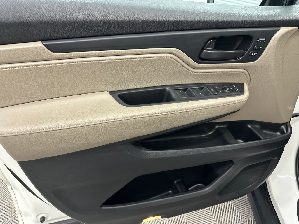 Used 2018 Honda Odyssey EX-L image 11