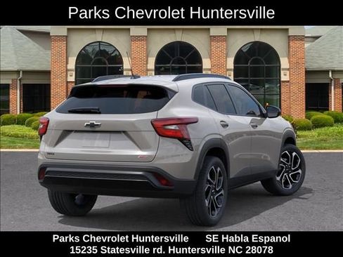 New 2026 Chevrolet Trax RS w/ Driver Confidence Package FWD image 5