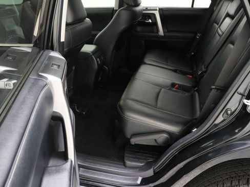 Used 2024 Toyota 4Runner Limited RWD image 31