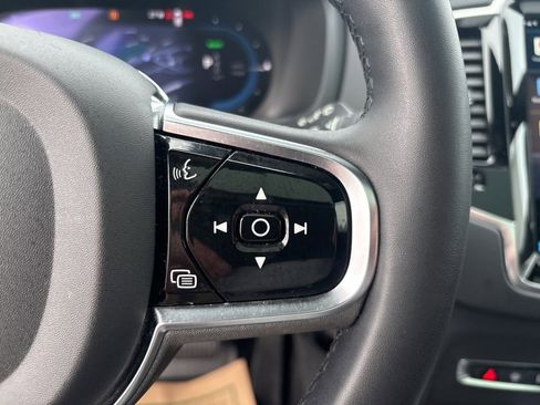 Certified 2024 Volvo XC90 T8 Ultimate w/ Protection Package Premier image 26