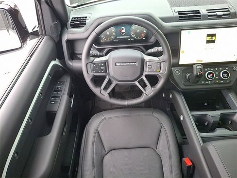 New 2026 Land Rover Defender 110 S image 7