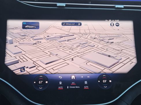 Certified 2023 Mercedes-Benz EQS 580 4MATIC Sedan image 18