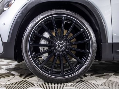 Used 2026 Mercedes-Benz GLB 35 AMG 4MATIC image 9