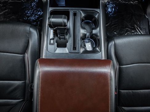 Certified 2021 Ford F150 Lariat w/ Equipment Group 502A High image 34