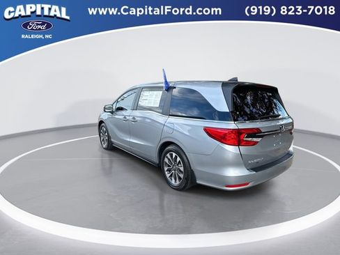 Used 2024 Honda Odyssey EX-L image 6