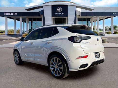 Used 2024 Buick Encore GX Avenir w/ Avenir Technology Package FWD image 8
