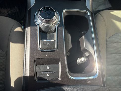 Used 2018 Ford Fusion S FWD image 19