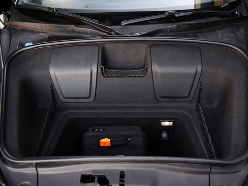 Used 2017 Audi R8 V10 w/ Carbon Exterior Package image 26