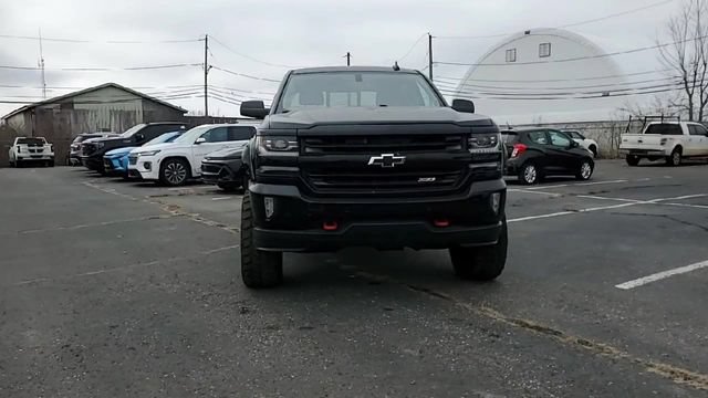 Used 2016 Chevrolet Silverado 1500 LTZ Z71 w/ Midnight Edition AWD/4WD image 3