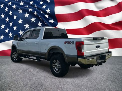 Used 2019 Ford F250 Lariat image 11