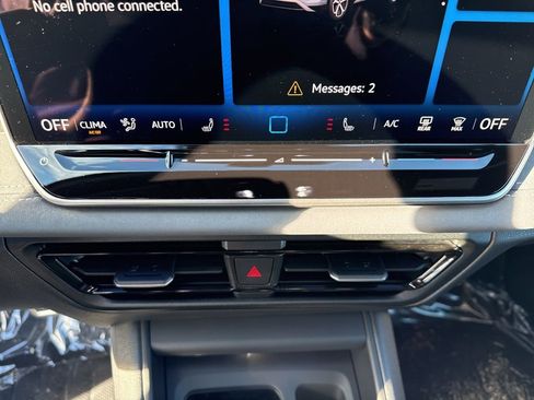 New 2026 Volkswagen Tiguan SE R-Line image 18