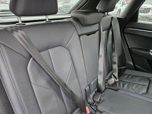 Used 2025 Audi Q3 2.0T Premium AWD/4WD image 17