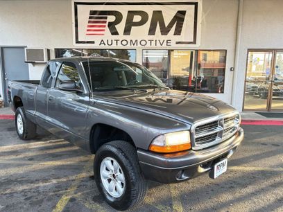 Used 2004 Dodge Dakota Sport w/ Trailer Tow Group