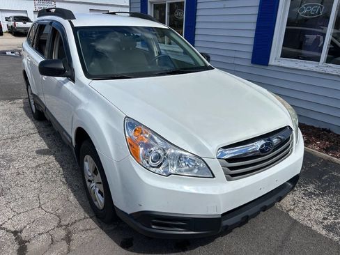 Used 2012 Subaru Outback 2.5i AWD/4WD image 3