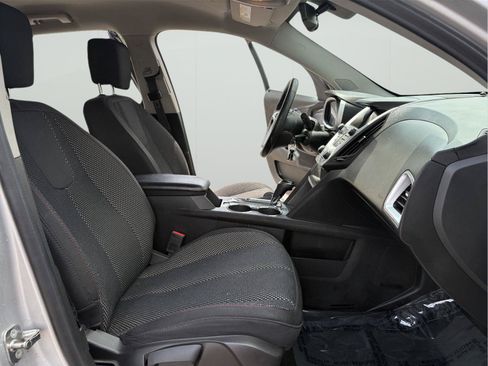Used 2017 Chevrolet Equinox LT w/ Convenience Package FWD image 21