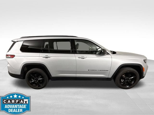 Used 2023 Jeep Grand Cherokee L Laredo AWD/4WD image 8