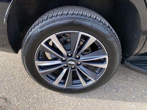 Used 2025 Cadillac Escalade Sport image 32