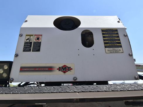 Used 2014 Ford F550 4x4 Regular Cab Super Duty image 44