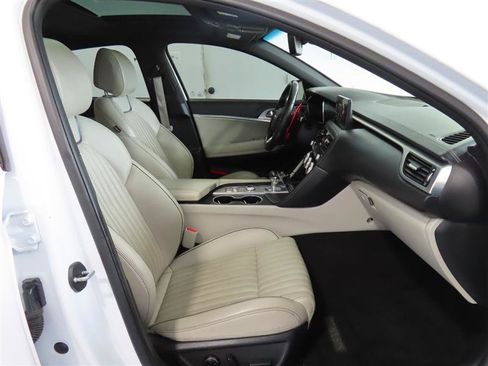Used 2022 Genesis G70 2.0T w/ Prestige Package AWD/4WD image 27