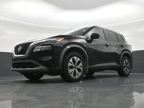Used 2022 Nissan Rogue SV w/ SV Premium Package FWD image 23