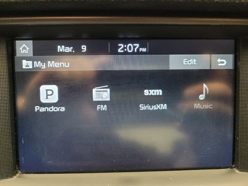 Used 2018 Kia Optima LX FWD image 25