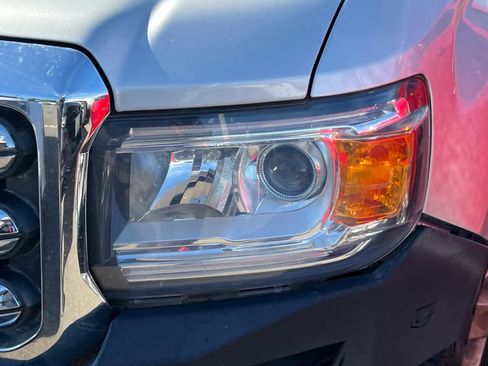 Used 2015 GMC Canyon SLE w/ SLE Convenience Package image 11