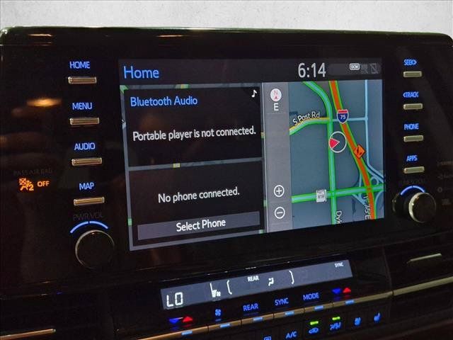 Used 2022 Toyota Sienna Limited FWD image 21