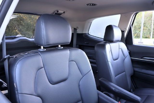 Used 2023 Kia Telluride S AWD/4WD image 14