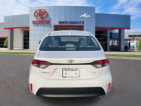 Used 2024 Toyota Corolla LE FWD image 8