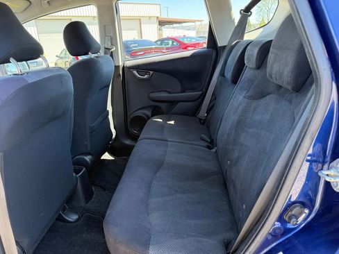 Used 2011 Honda Fit Sport image 21