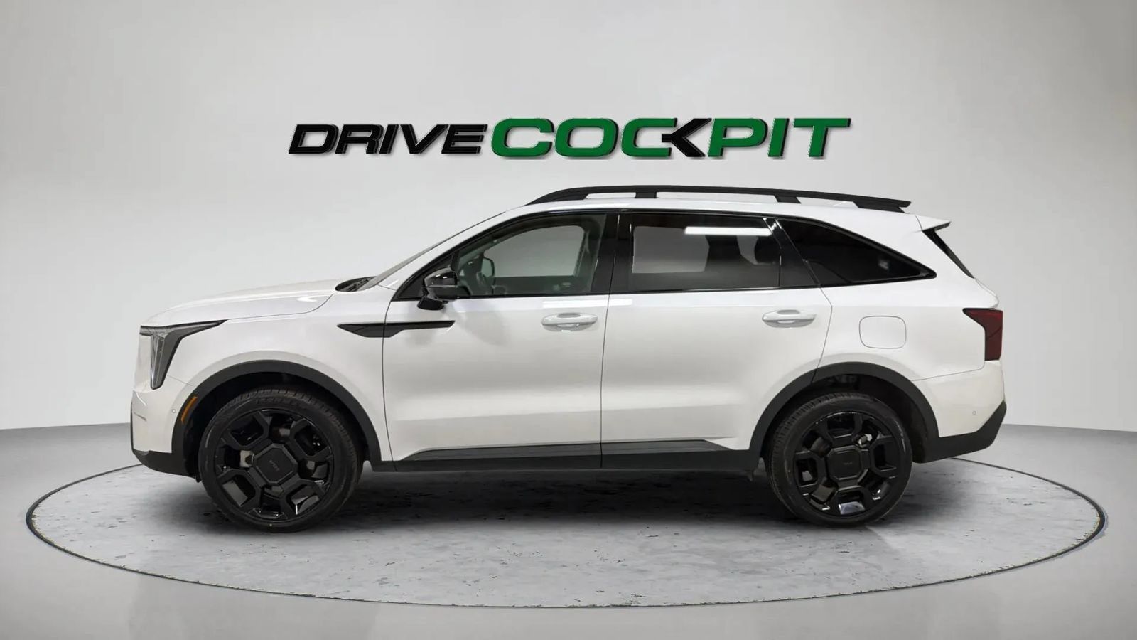 Used 2025 Kia Sorento SX AWD/4WD image 4