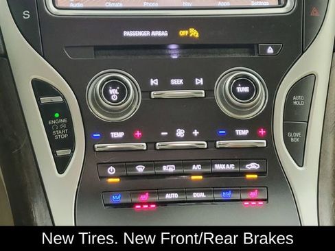 Used 2018 Lincoln MKX Reserve image 22